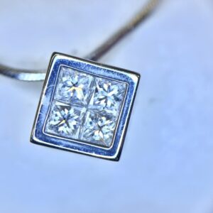 K18WG メレダイヤ ネックレス